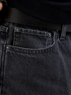 Baggy fit shorts i svart stonewash denim