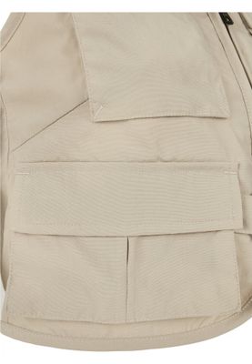 Beige short vest lady