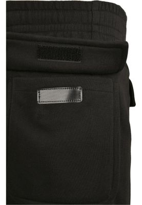 Sweat shorts with large pockets