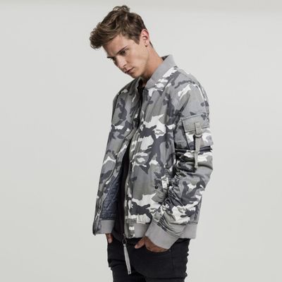 Vintage bomberjacket camouflage