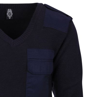 Knitted pullover V-neck - 50% wool