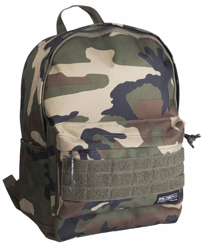 Daypack ryggsäck med MOLLE - woodland