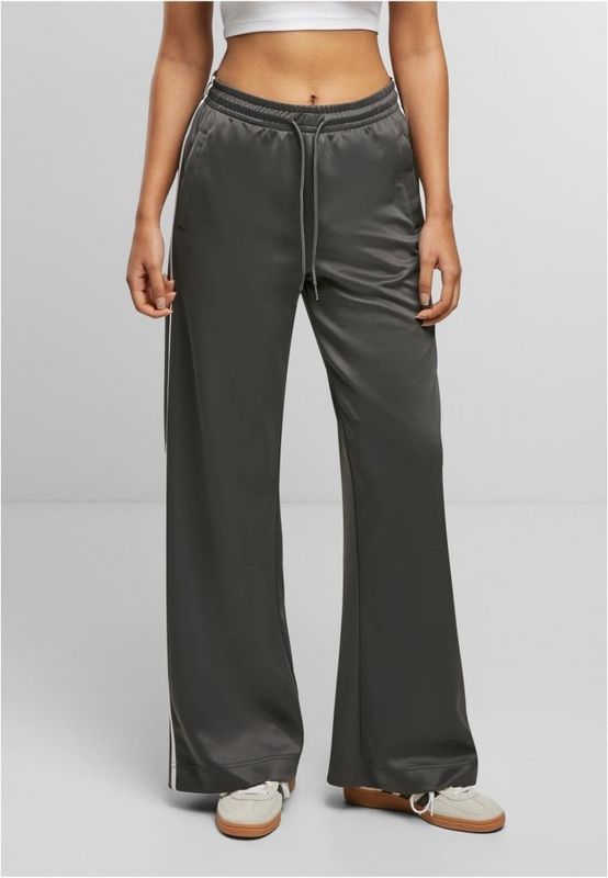 ladieswidelegtrackpants-8.jpg