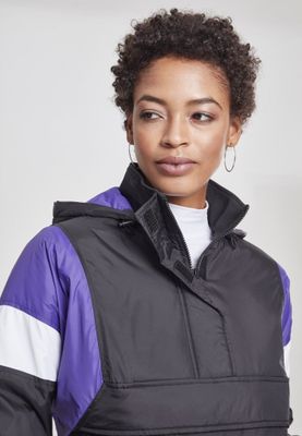 Three-color anorak lady