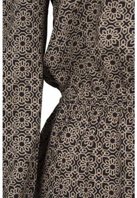 Long-sleeved jumpsuit with short pants