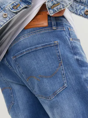Blå tvättade tapered fit jeans herr - MIKE