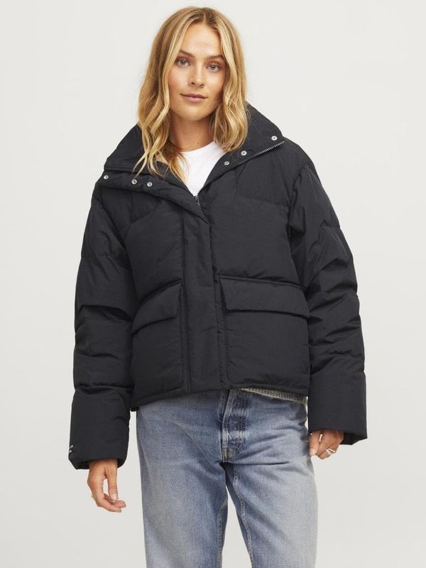 Women's puffer down jacket