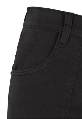 Practical women's cargo pants with extra pockets