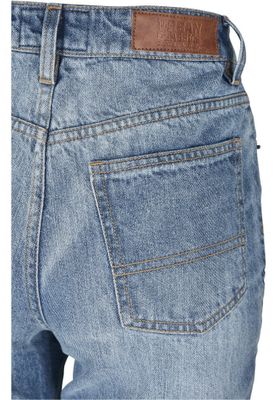 High waisted jeans