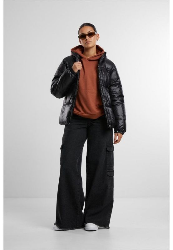 Klassisk oversized hættetrøje til damer med rummelig lomme
