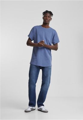 T-shirt with extra length for men