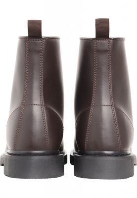 Boots in artificial leather