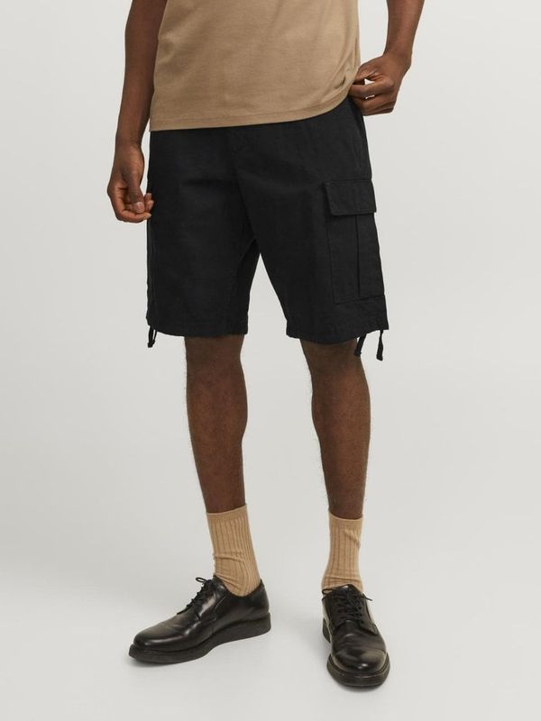 Black cargo shorts for men