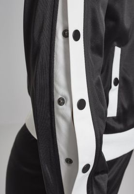Jacket with push buttons on the arms of the lady