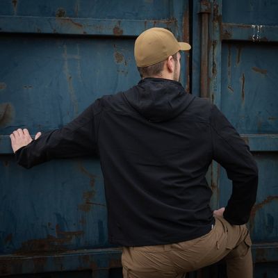 Outdoor softshell jacket