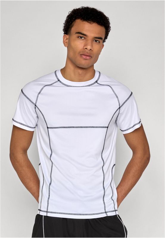 T-shirt herr i vit – UC
