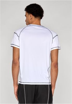 T-shirt herr i vit – UC