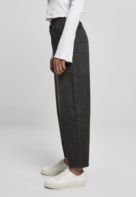 Wide jeans with a high waist lady