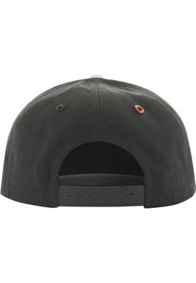 Snapbacks with letter