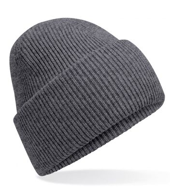 Klassisk strikbeanie med dyb skygge