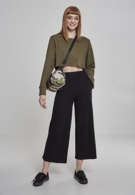 Shirt with long arms