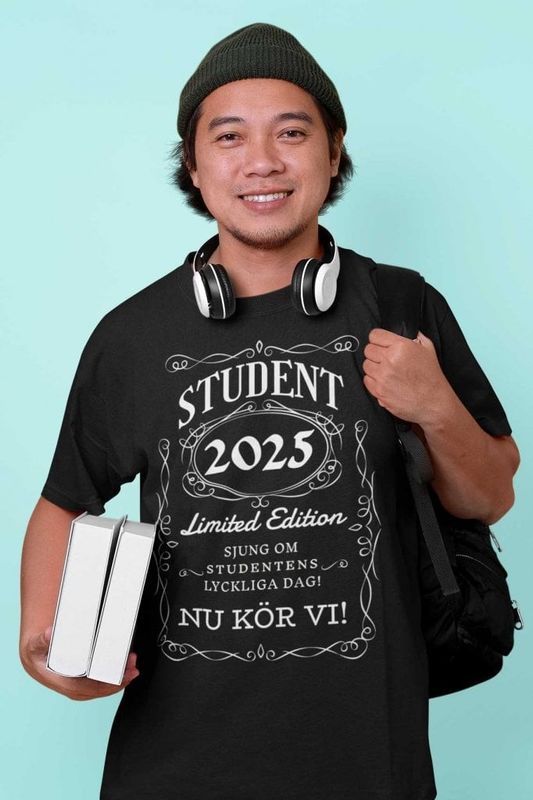 student-2025-t-shirt-herr-1.jpg