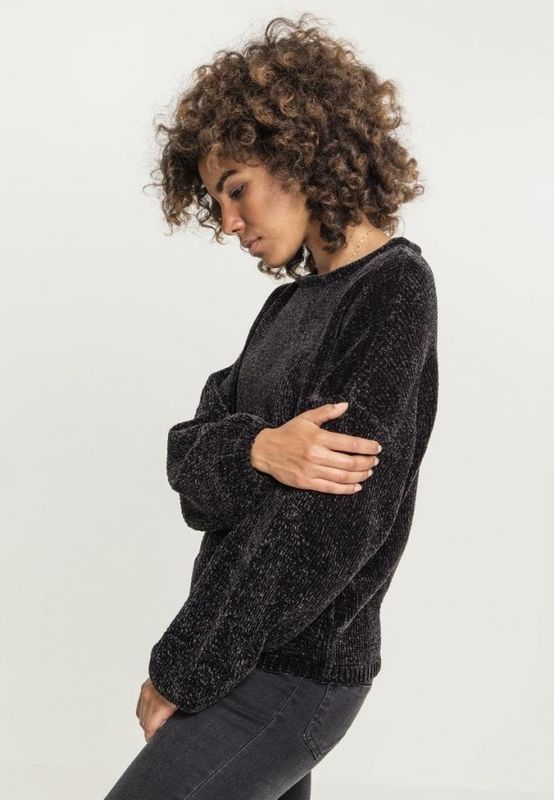 over-size-jumper-dam.jpg