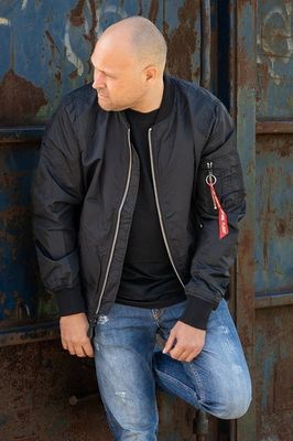 MA-1 unlined bomber jacket