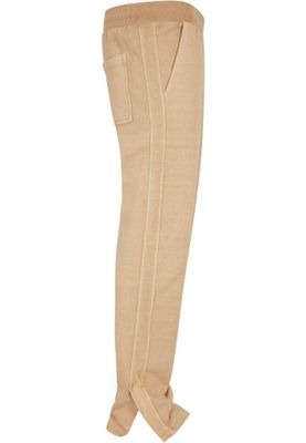 Soft trousers with wide cuffs and slits