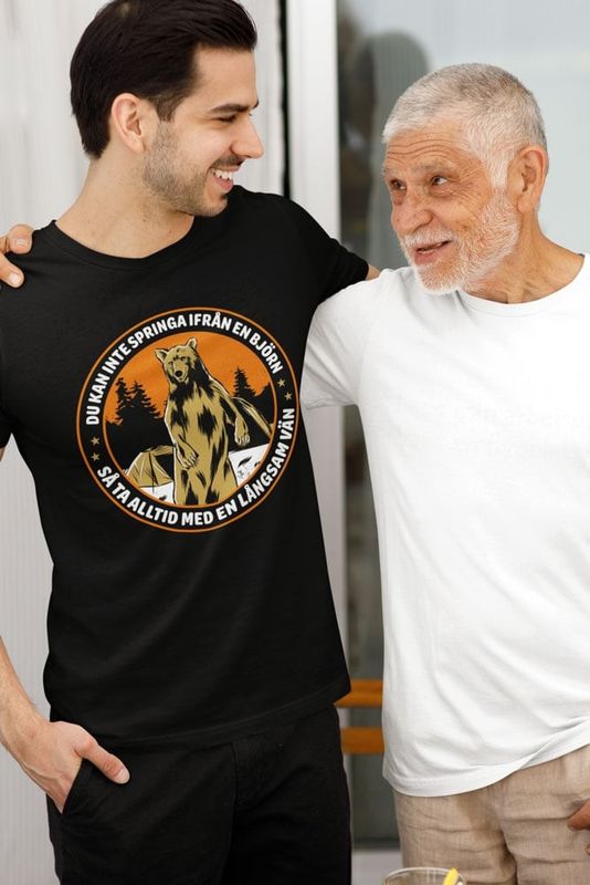 Du kan inte springa ifrån en björn T-shirt