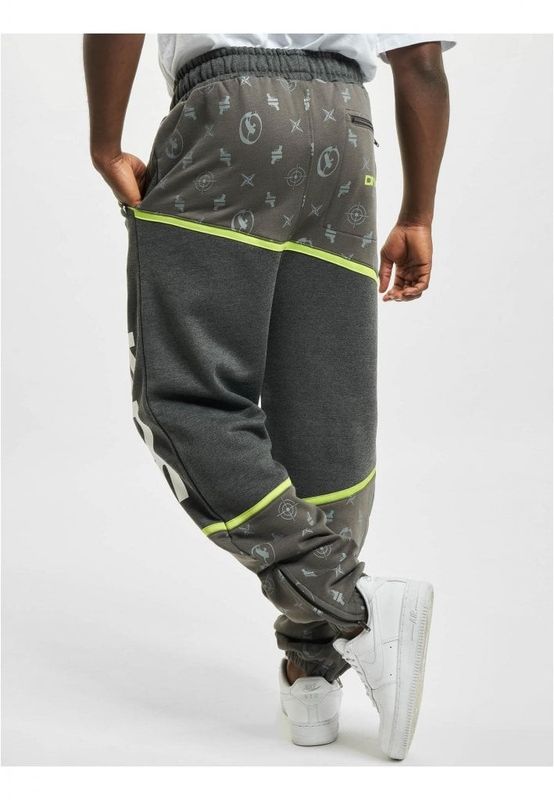 crosshairsweatpantsjet-1.jpg