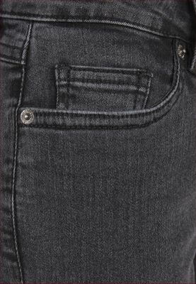 Jeans med bredde forneden og med høj talje