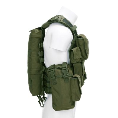 Tactical carrying vest with MOLLE modules