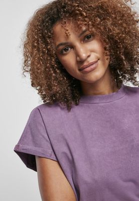 Kort t-shirt til kvinder med sænket arm