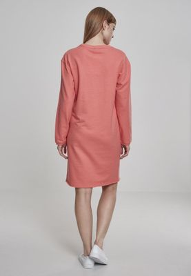 Long-sleeved dress with ruffles