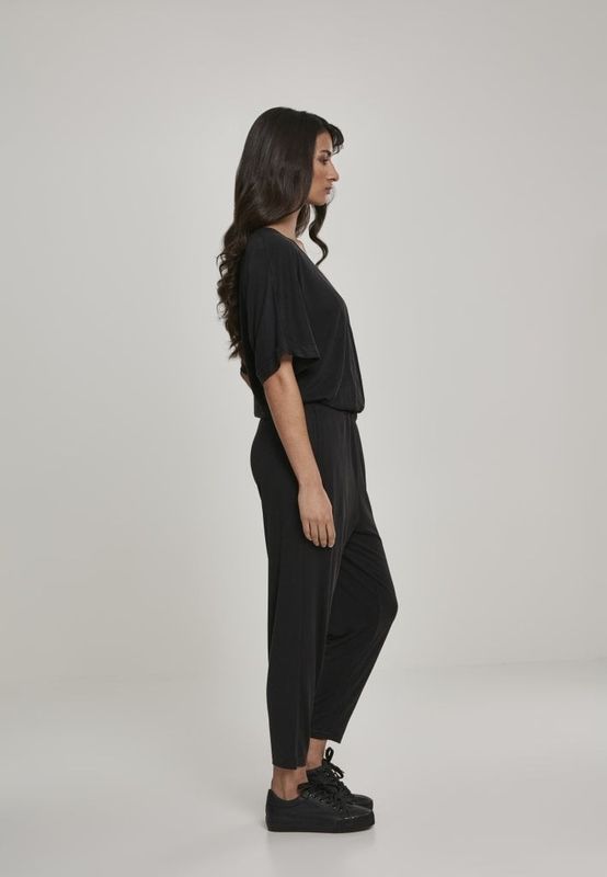 svart-jumpsuit-dam-sida.jpg