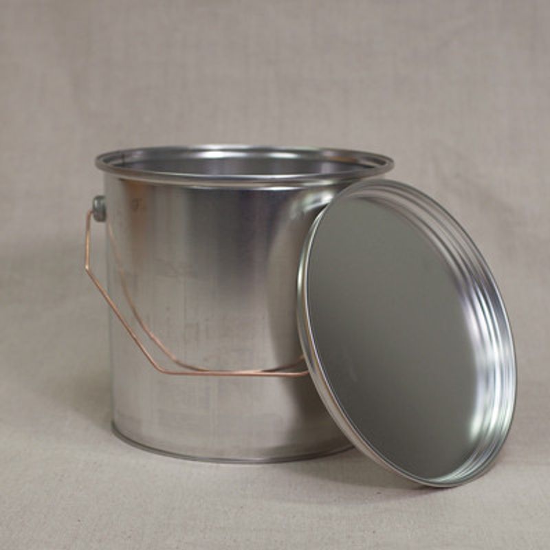 Bleckburk med lock 5L