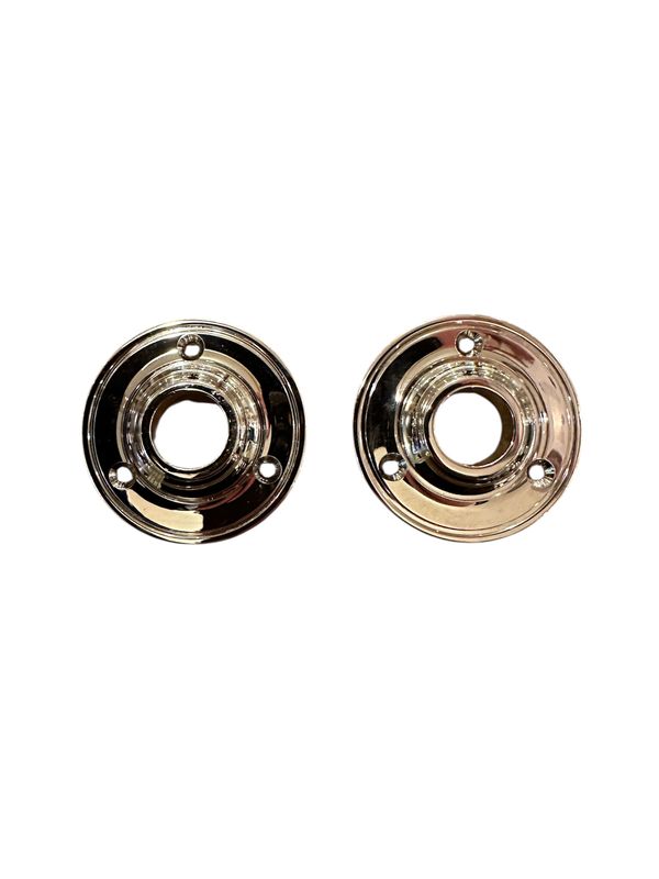 Rosettskylt 50 mm förnicklad mässing par