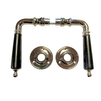 Dörrtrycke pärlrand förnicklat m. rosett