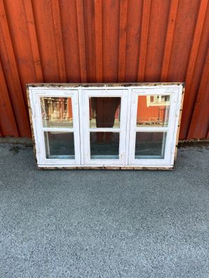 3-luftsfönster med karm, 111x66,5 cm, med lös innerbåge