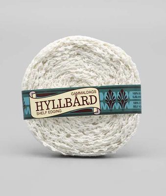 Gammaldags hyllbård - Virkad vit 4,5 cm, 4m