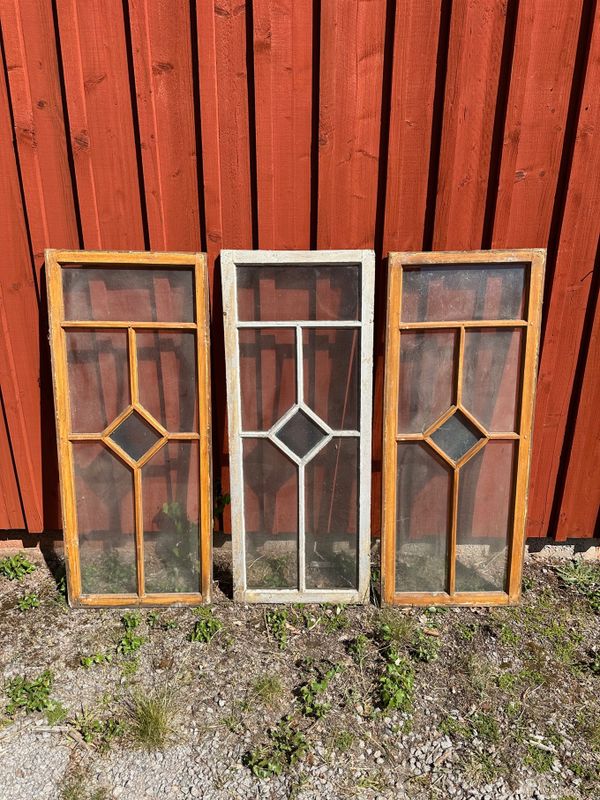 Verandafönster ca 50x123,5 cm, blå romb