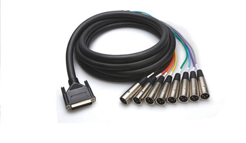 Hosa DTM-803 balanserad multikabel, DB25 – XLR hane, 3 m