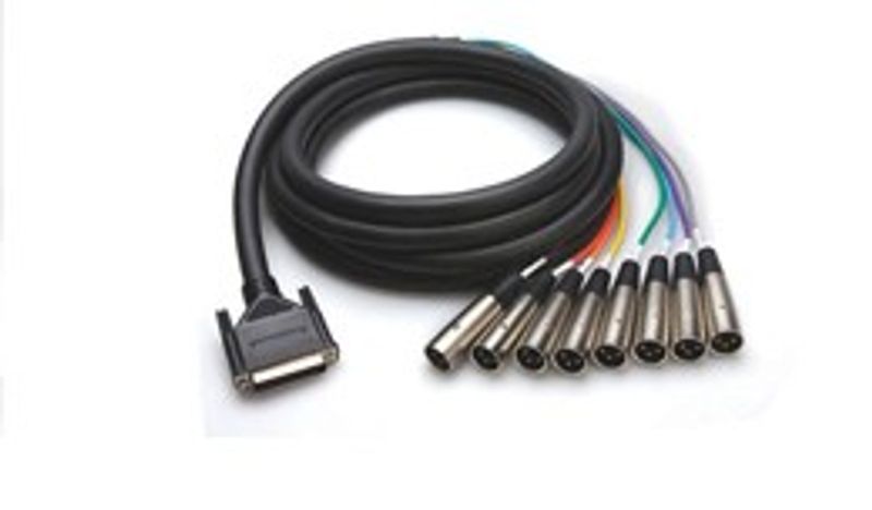 Hosa DTM-805 balanserad multikabel, DB25 – XLR hane, 5 m
