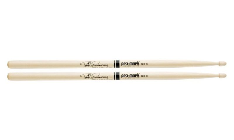 Promark SD330W trumstockar Todd Sucherman 330 Signature, lönn, acorn-spets