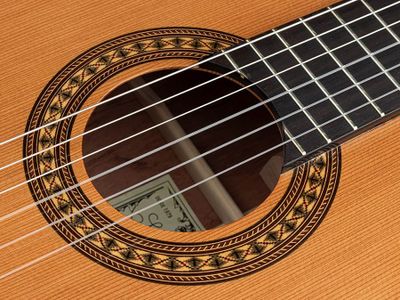 Salvador Cortez CC-32 klassisk gitarr, massivt cederlock, 4/4 – bild 5