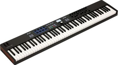 Arturia KeyLab Essential 88 mk3 MIDI-keyboard, svart