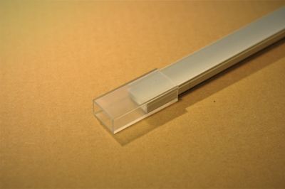 Skarvdelar i plast till aluminiumprofil för LED-list
