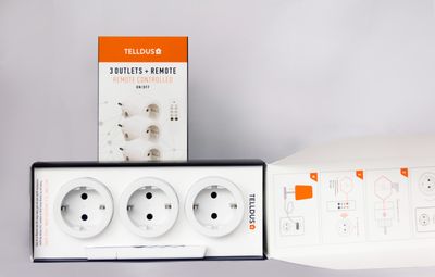 Package - Plug-in switch 3x3680W + remote control