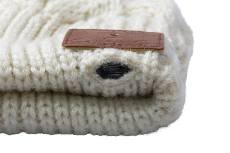 Mössa med inbyggda hörlurar, vit